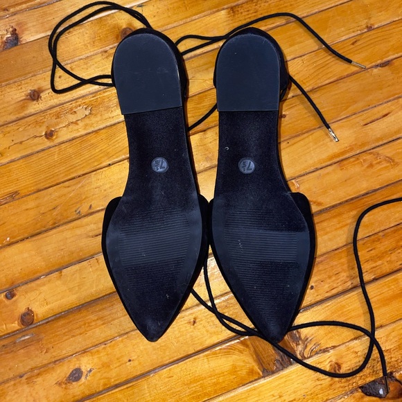 Black pointed toe flats - Picture 2 of 2